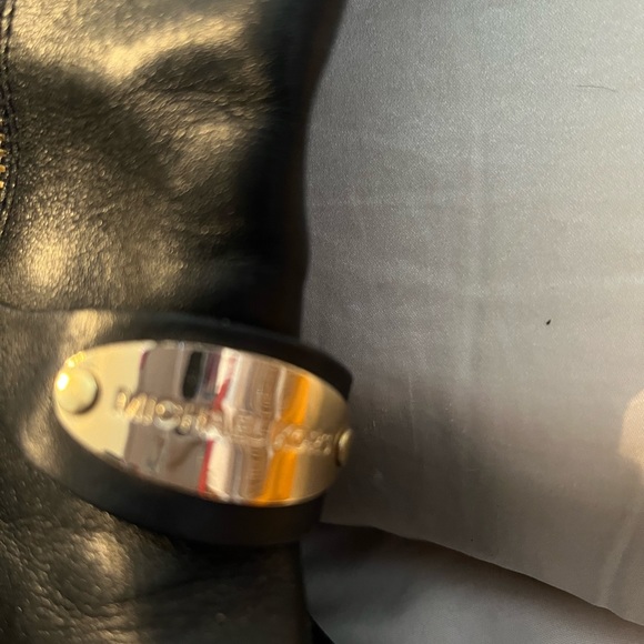 MICHAEL KHORS BOOTS - Picture 5 of 9